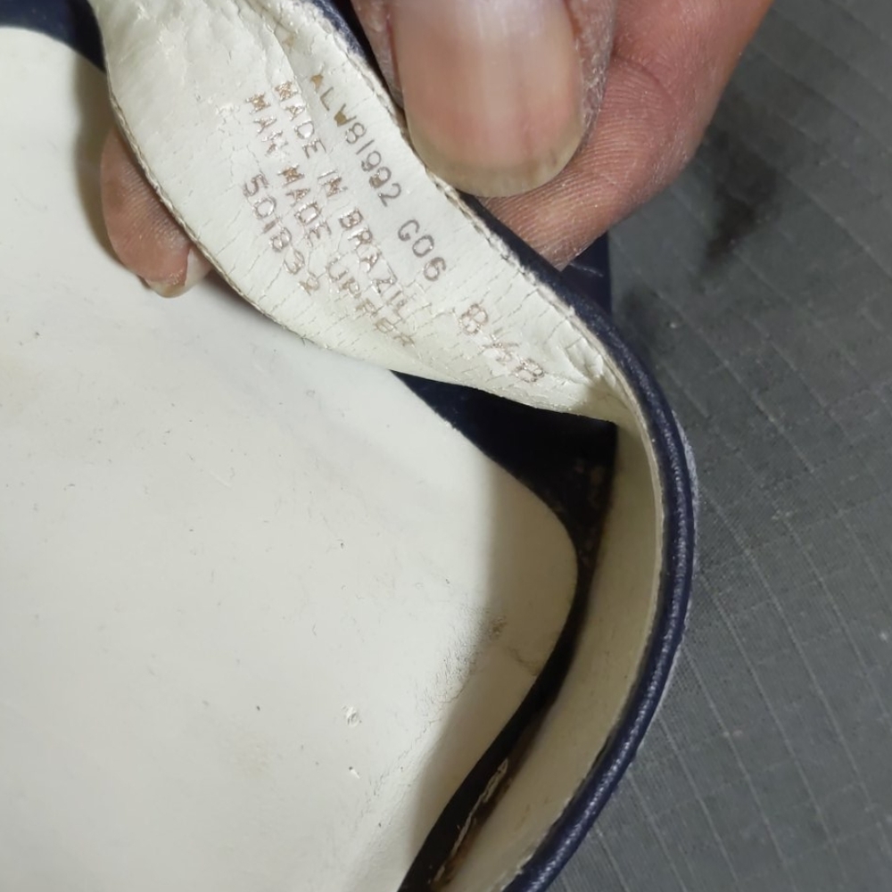 Lauren Ralph Lauren ladies slip on - Picture 8 of 10